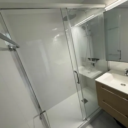 Apartmán T3 Climatise Pour 4 Pers. Au Cap D'agde Avec Parking - Fr-1-749-90 Agde